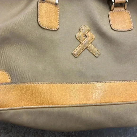 Lancel gold hardware bag - Picture 2 of 8